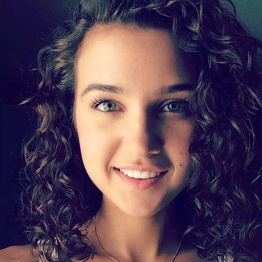 Meghan Hayes Photo 17